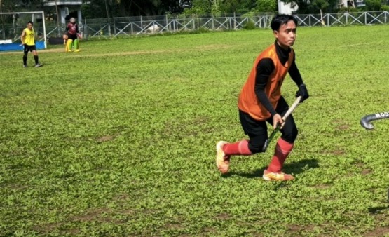 Lapangan Hoki, salah satu fasilitas olahraga di area Gelora Kadrie Oening Samarinda