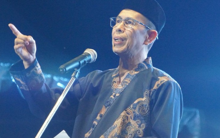 Camat Muara Badak
