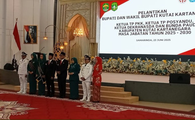 Suasana pelantikan