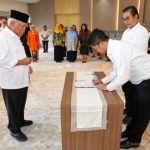 Penandatanganan pakta integritas
