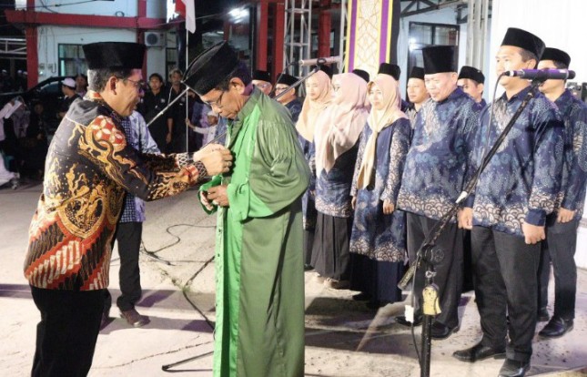 Pemakaian baju untuk dewan hakim MTQ. (Ist/ Prokom Kukar)