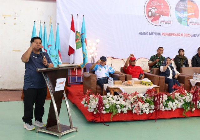 Kepala Dinas Pemuda dan Olahraga (Dispora) Kukar Aji Ali Husni saat membuka Kejurprov