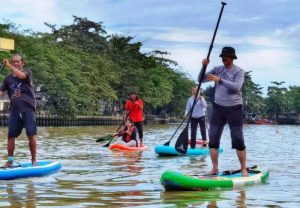 paddleboard