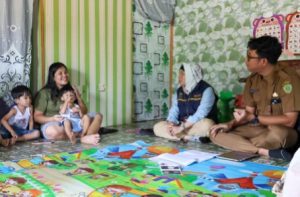 Petugas kesehatan OIKN