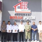 Penandatanganan prasasti