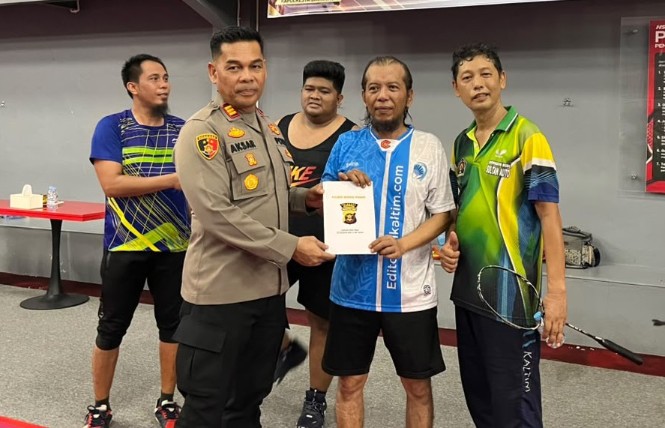 Suasana penyerahan hadiah