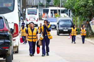 Pekerja perempuan di IKN ketika pulang kerja